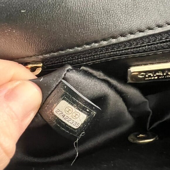 Chanel timeless classique pearl leather handbag - Picture 10 of 12